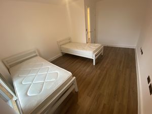 Photo 6- click for photo gallery